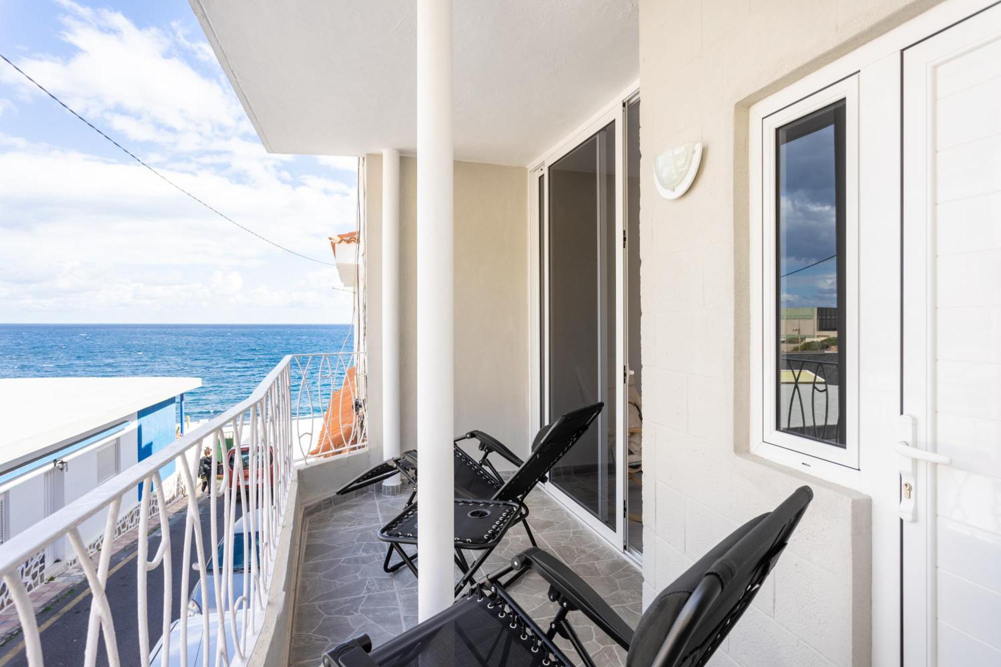 Home2Book Angy'S Seaside Home, Candelaria Araya  外观 照片